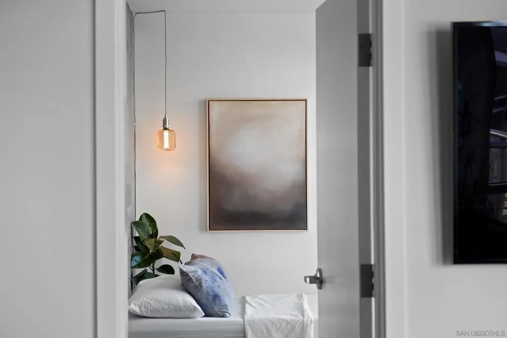 800 The Mark Lane 704, San Diego, California 92101 home-pic-34